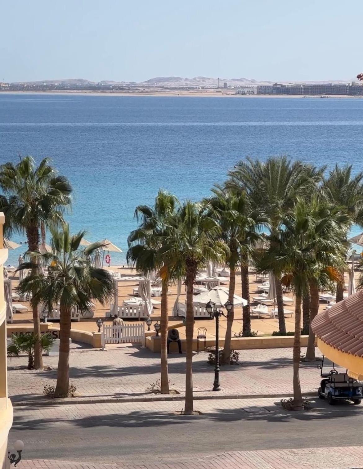 Tawaya 1Br With Sea View Apartment Hurghada Exterior photo